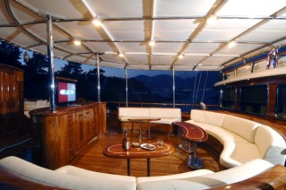 Mare Nostrum Deck Lounge